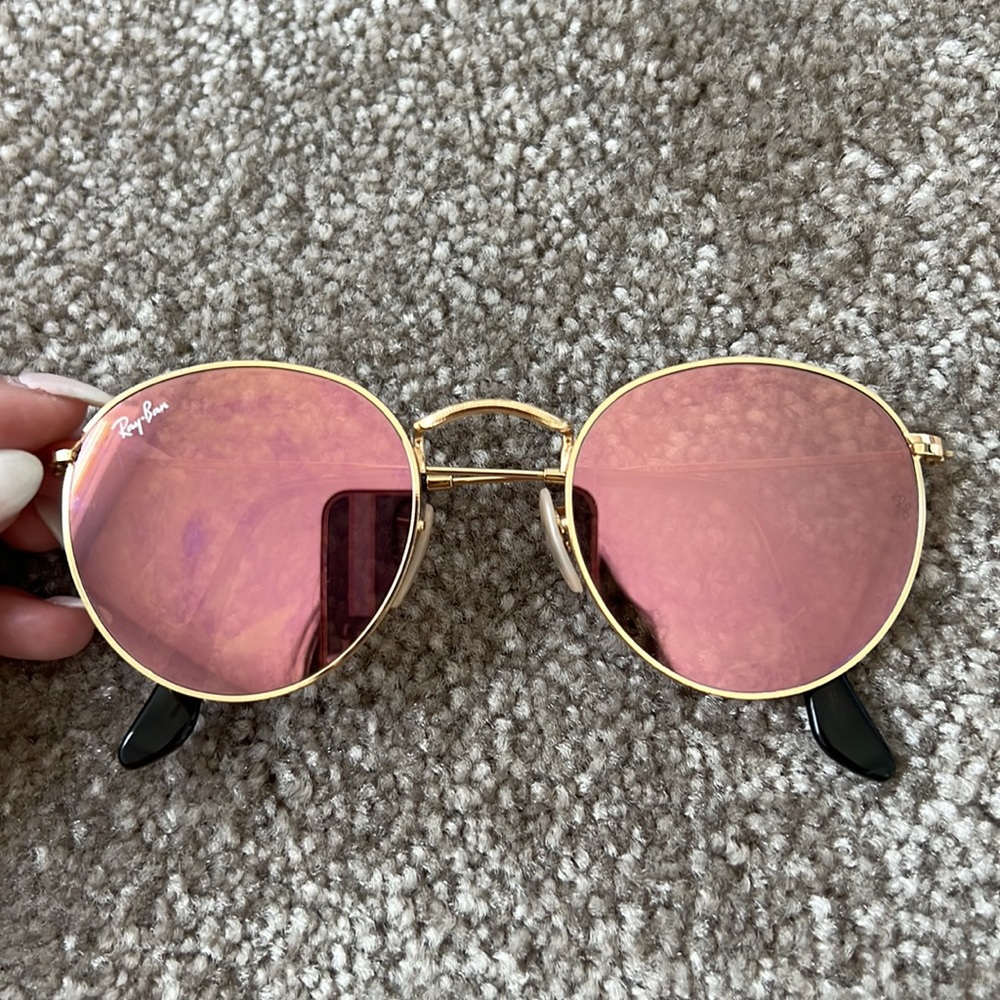 Ray ban round rose gold sunglasses